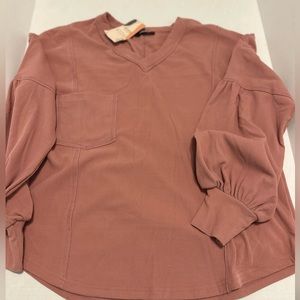 Long sleeve tunic/loose top